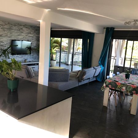 Le Clos D'Isis - Piscine Chauffee Le Tampon Ruang foto